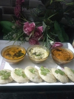 इडली सांबर (Idli sambar recipe in Hindi) रेसिपी मुख्य फोटो