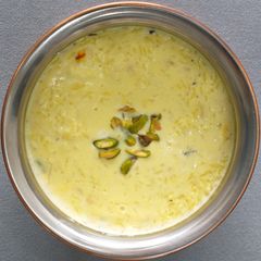 A picture of Rice kheer (rice pudding).