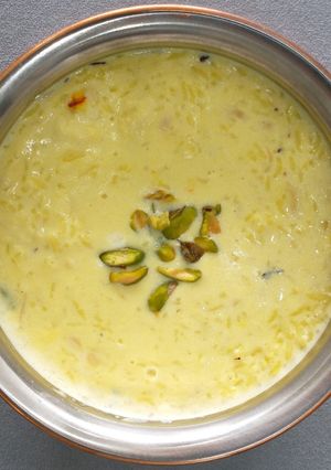 A picture of Rice kheer (rice pudding).