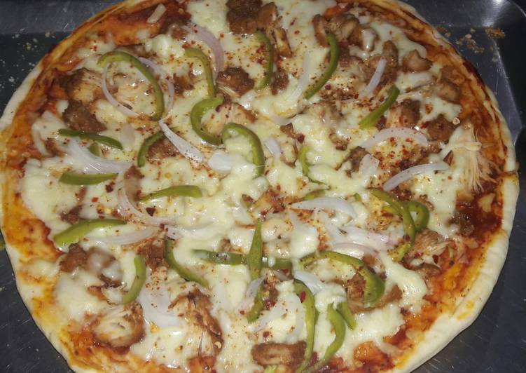 Recipe of Super Quick Homemade Homemade chicken tikka pizza