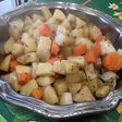 Pommes de terre, carottes et navets marteaux fruités