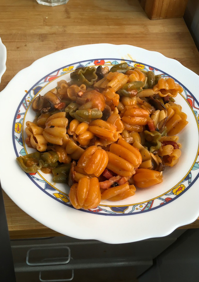 Una foto de Pasta cremosa de bacon y champiñones (estilo risotto)