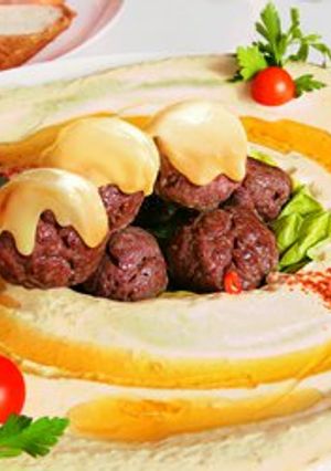 صورة لوصفة طريقة عمل حمص بكرات اللحمة محشي مع جبنة كرافت تشيدر