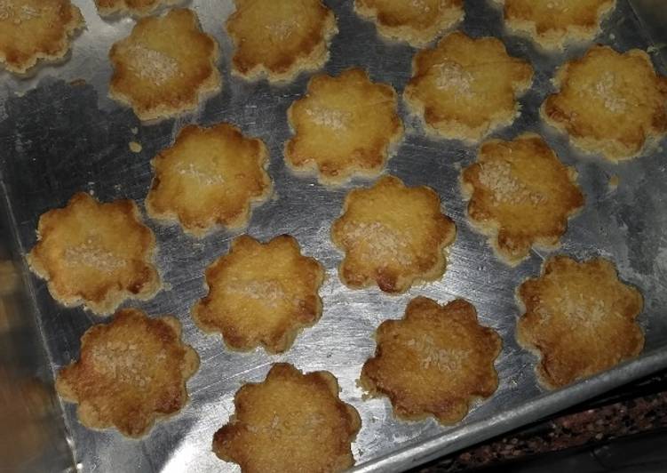 Bagaimana Menyiapkan Coconat cookis / kue kelapa kering Anti Gagal