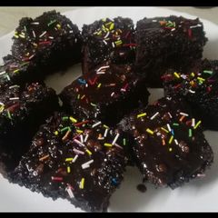 A picture of Brownies.