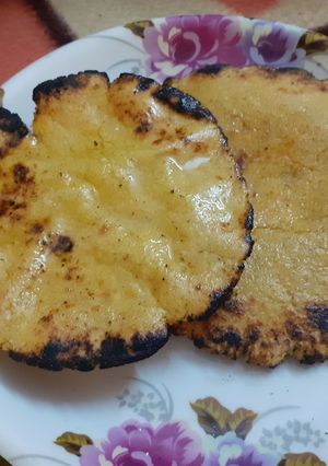 मक्के की रोटी(Makke ki roti recipe in Hindi) रेसिपी मुख्य फोटो