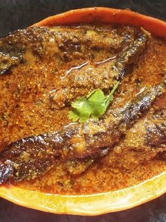 सिंघी मछली कढ़ी रेसिपी मुख्य फोटो