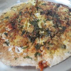A picture of Palak Uttapam.