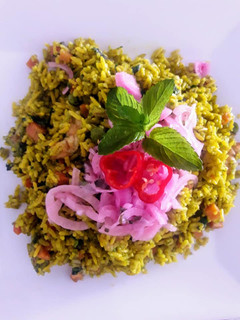 Una foto de Arroz amarillo con langostinos!!!