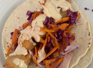 Una foto de Tacos de camarón estilo Ensenada