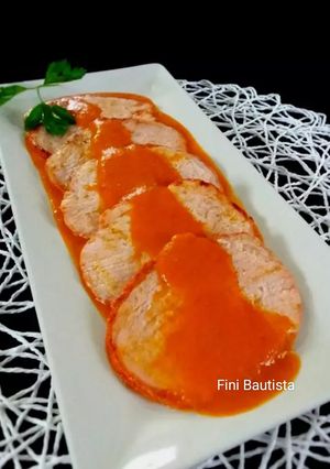 Una foto de Lomo adobado en salsa de pimiento