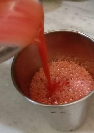 A picture of Carrot juice.