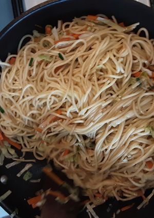 Spagetti zöldségekkel Wokban recept fotója