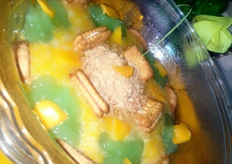 Mango custard delight