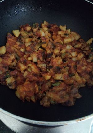 A picture of Chakki bhaja.