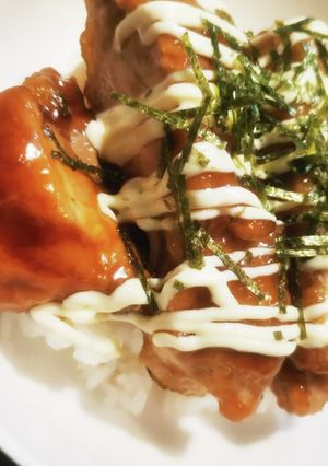 A picture of [Crispy & Delicious!] Teriyaki Chicken Rice Bowl.
