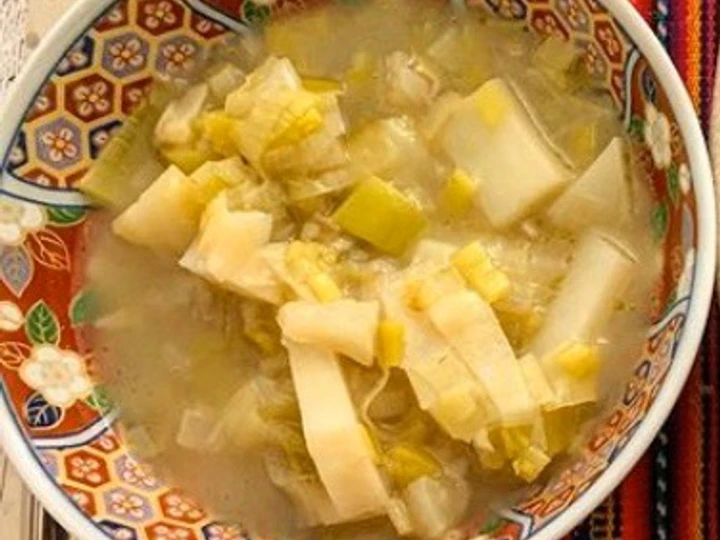 Easy Ways Make Recipes Leek, fennel and potato soup the  Makes Drooling Delicious.
