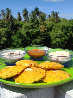 வெஜிடபிள் ரவா இட்லி (Vegetable rava idli recipe in tamil) செய்முறை முக்கிய புகைப்படம்