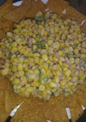A picture of Sweet corn nachos chat.