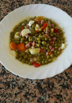 Foto principal de Guisantes con jamón