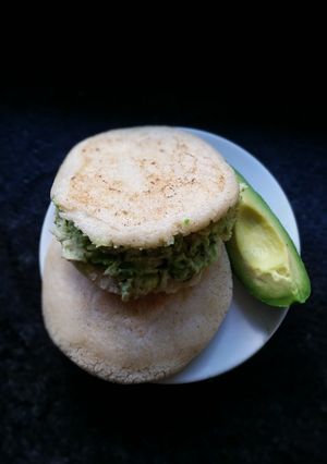 Una foto de Arepas rellenas Reina Pepiada