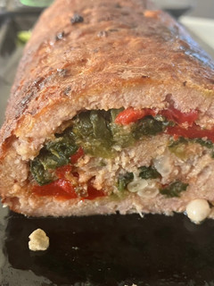 Una foto de Rollo jugoso de carne picada, relleno, con especias sabor Cookpad (en airFryer)