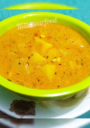 A picture of Dahi aloo.