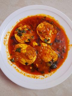एग करी(egg curry recipe in hindi) रेसिपी मुख्य फोटो