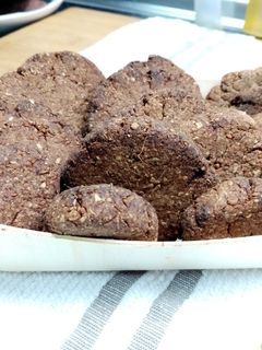 Una foto de Galletas de jengibre y avena (en freidora de aire)
