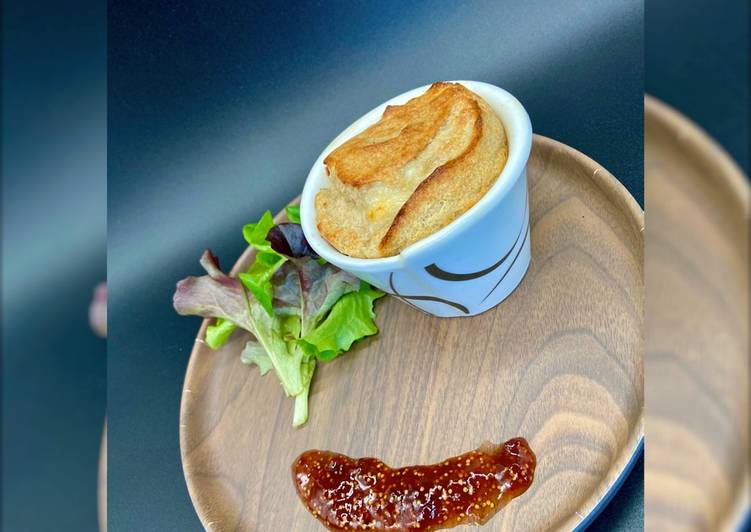 Soufflés à la farine de châtaigne Corse et à la tome de chèvre Corse