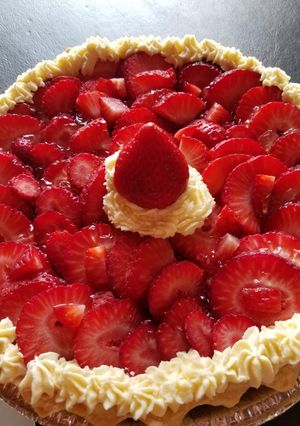 Una foto de Tarta de frutilla 🍓🍓