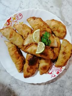 صورة لوصفة بوراك العجين🌯 مقرمش وخفيف ومنبل كيما صامصة مع حشوة بزاف بنينة