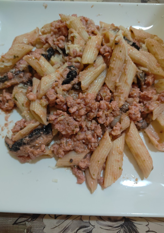 Una foto de Macarrones con paté