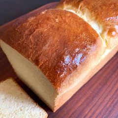 A picture of No-Knead Plain Flour Milk Bread.