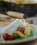 Ensalada de fruta con merengue