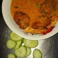 A picture of Pakoda kadhi.