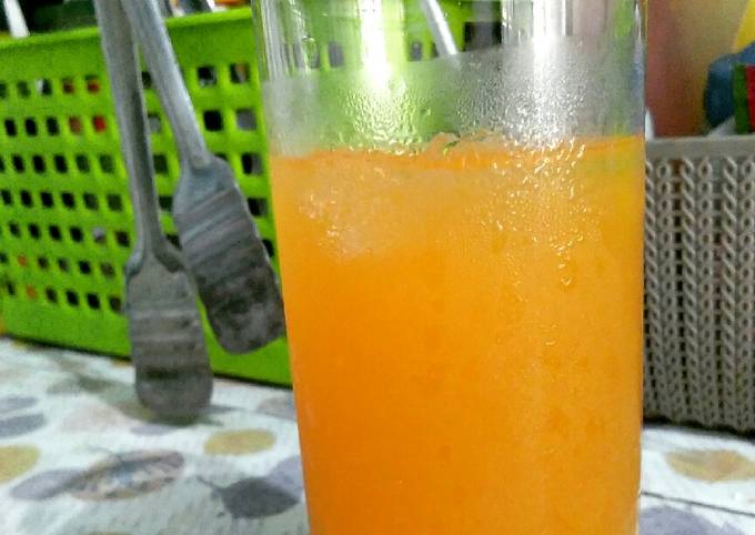 Bagaimana Membuat Es jeruk peras madu Anti Gagal