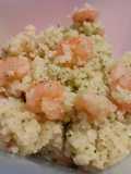 Cous cous freddo con gamberetti, mandorle e zucchine