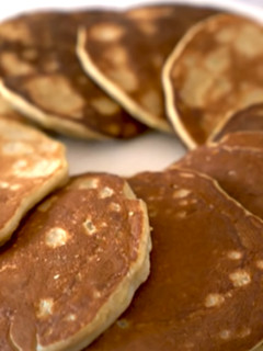 Una foto de Crepes de plátano deliciosos😍😍