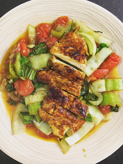 Foto di Pollo marinato con verdure cinesi