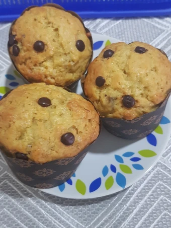 Cara Sederhana Menyiapkan Resep  Muffin pisang panggang yang Bisa Manjain Lidah, Enak