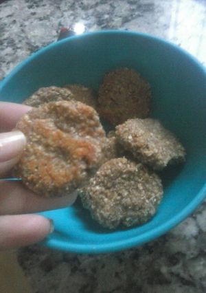 Una foto de Galletas veganas de banana, coco y avena