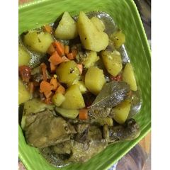 A picture of Potato chicken peppersoup.
