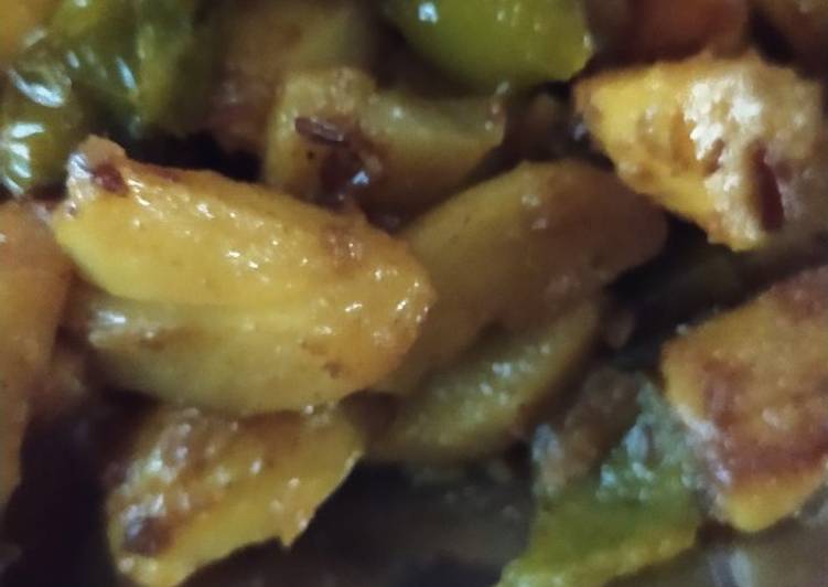 Simple Way to Make Homemade Aloo shimla mirch