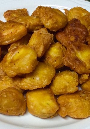 Una foto de Bocaditos de queso tierno variado con gabardina