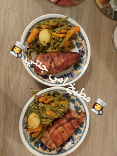صورة لوصفة صدر دجاج محمر في طاجين مع خضار سوتيه