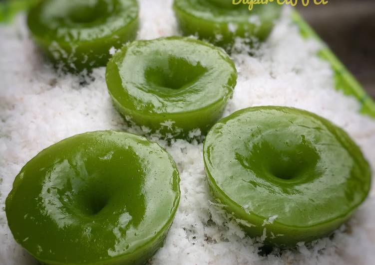 Cara Gampang Membuat Kue Lumpang Pandan, Bikin Ngiler