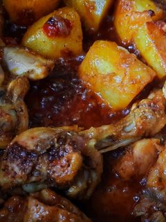 চিকেন কারি(Chicken curry recipe in Bengali) রেসিপির প্রধান ছবি