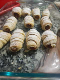 Una foto de Cañoncitos de hojaldre!!! Para acompañar el mate🧉