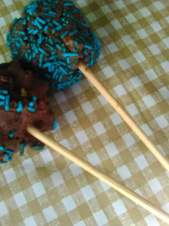 Una foto de Cake pops súper fácil